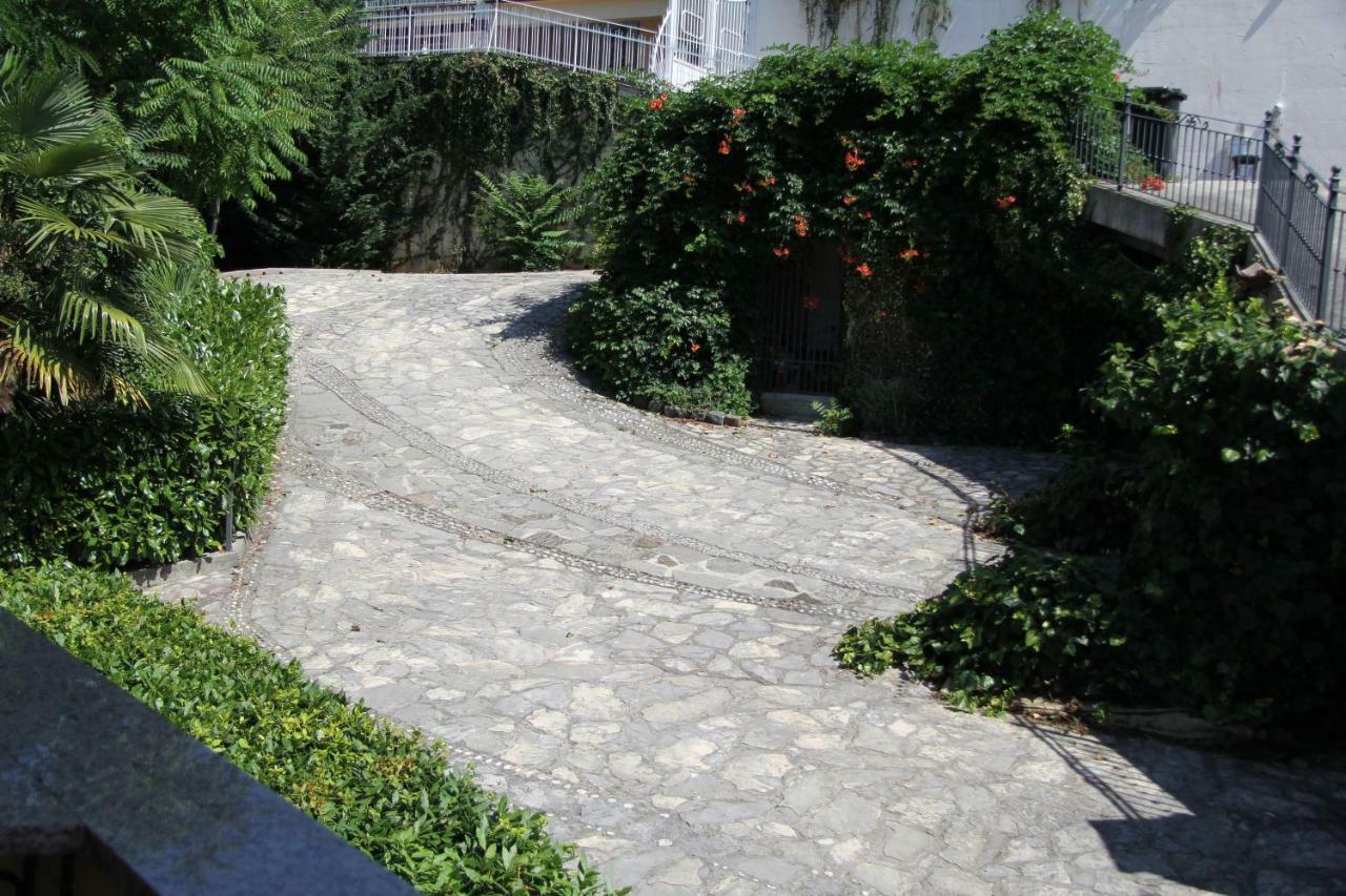 Villa Flora 오파티아 외부 사진